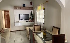 Casa confortável com excelente localização